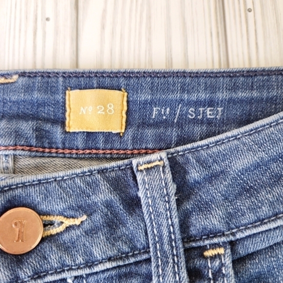 Anthropologie Pilcro Stet Slim Ankle Jean in Medium Wash Size 28 - Picture 8 of 14
